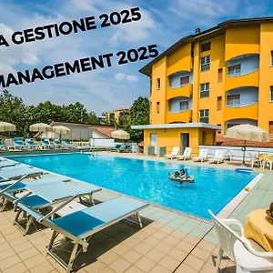 https://parador-hotel-residence.emilia-romagnahotels.net